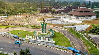 DI LUAR EKSPEKTASI SETELAH VIRAL AKHIRNYA JURU PARKIR PUNCAK BOGOR INI MEMBUKA SUARANYA